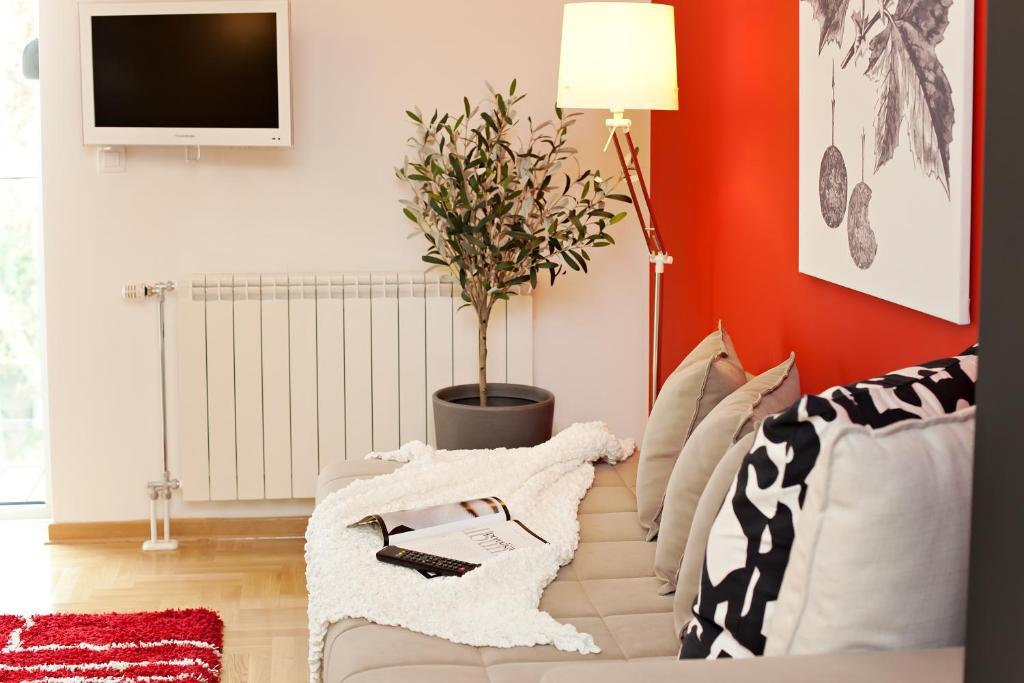Boutique Apartments 360º Belgrad Rum bild