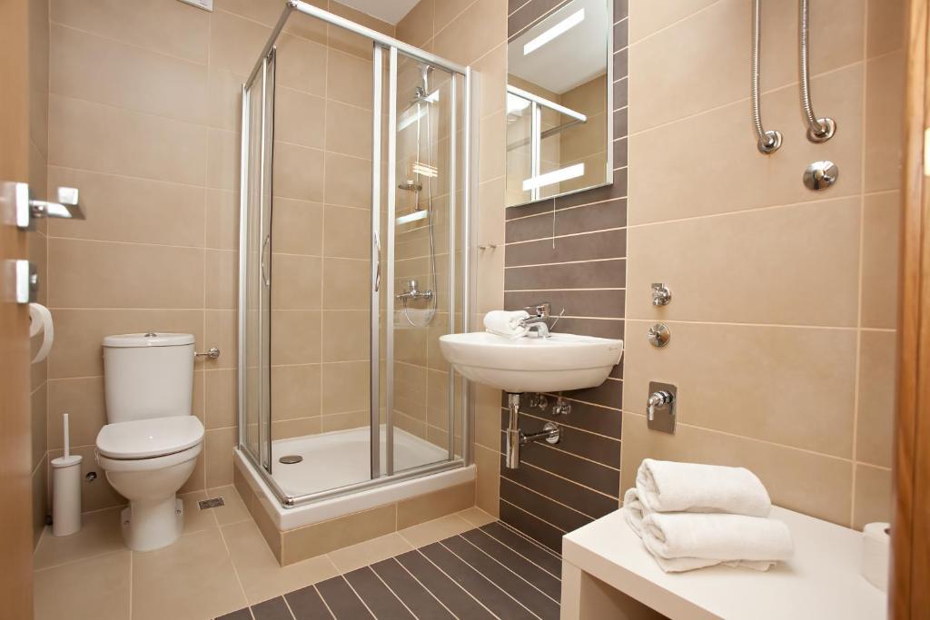 Boutique Apartments 360º Belgrad Rum bild